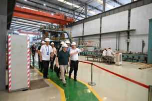 Акылбек Жапаров в Китае обсудил строительство металлургического завода по переработке титаномагнетита в Кыргызстане