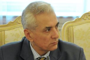 СМИ: В Душанбе задержан бывший глава МИД Хамрохон Зарифи