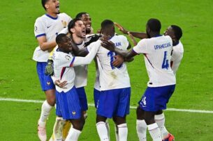 Франция обыграла Португалию и вышла в полуфинал Евро-2024. Мбаппе прокомментировал игру своей команды