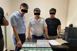 При получении взятки задержан старший помощник прокурора Айтматовского района