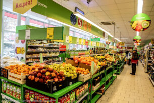 Крупные торговые сети Екатеринбурга готовы продавать овощи и фрукты из Кыргызстана