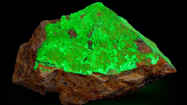 Раскрыта структура уранового минерала с секретного месторождения в Кыргызстане