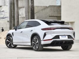 Компания BYD сократила 100 тысяч рабочих мест