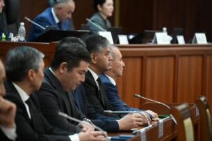 Парламент Кыргызстана принял проект нового Трудового кодекса