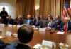Президент США отдал распоряжение о новых сокращениях госслужащих