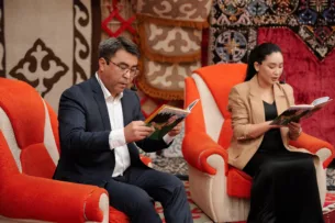 В Бишкеке прошла презентация детской книги «Жаркыраган Тоо», посвящённой экопросвещению
