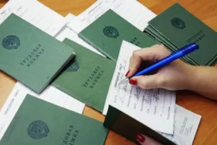 Минтруда: как правильно оформить трудовой договор и что нужно знать об испытательном сроке при приеме на работу