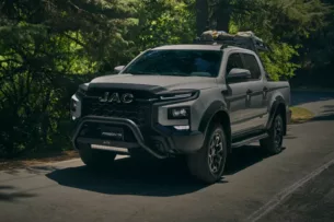 Китайский JAC T9 опередил Toyota и Isuzu в 24-часовой гонке на выносливость