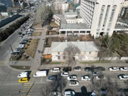 За незаконную приватизацию двухэтажного здания в Бишкеке возбуждено возбуждено уголовное дело в отношении ответственных лиц Федерации профсоюзов Кыргызстана
