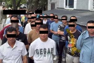 В Бишкеке задержали 39 китайцев. Они незаконно работали на одной из строек