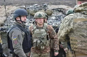 The Financial Times: Как Украина потеряла сотни миллионов на неудачных сделках по поставке оружия