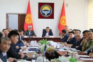 Камчыбек Ташиев провел совещание в Нарыне