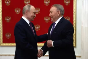 «Обсуждали преемника». Инсайдер рассказал, зачем недавно встречались в Кремле Путин и Назарбаев