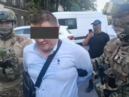 Оперативник ГУУР МВД КР задержан по подозрению в вымогательстве