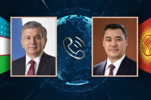 Садыр Жапаров поздравил с днем рождения президента Узбекистана