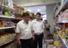 Председатель ГНС проверил рынки города Нарын на наличие акцизных марок на товарах