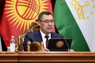 Садыр Жапаров сделал заявление для СМИ по итогам переговоров с президентом Таджикистана