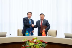 Налоговые службы Кыргызстана и Казахстана подписали меморандумы