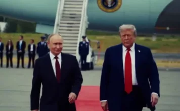 Трамп заявил, что «на десятку» оценивает прошедший саммит с Путиным по десятибалльной шкале. О чем договорились президенты США и России