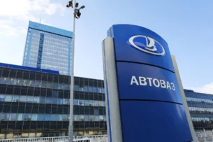 «Ведомости»: «АвтоВАЗ» может запустить сборку машин Lada в Кыргызстане в 2026 году