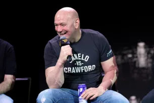 Дана Уайт не позволит Джону Джонсу участвовать в турнире UFC в Белом доме