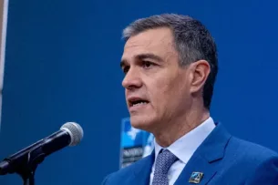 Премьер Испании обвинил ЕС в двойных стандартах по Украине и Газе