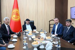 Садыр Жапаров ознакомился с планами по развитию Нарынской области