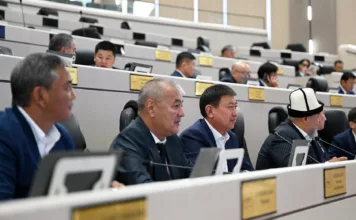 Жогорку Кенеш принял законопроект о переименовании Джалал-Абада в город Манас в трех чтениях