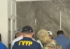 Сотрудники МВД Кыргызстана выявили ряд подпольных цехов по производству «самопальной водки». Изъяли свыше 10 тонн алкогольной продукции