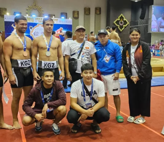 Кыргызстанские сумоисты завоевали 11 медалей на чемпионате мира и Азии в Таиланде
