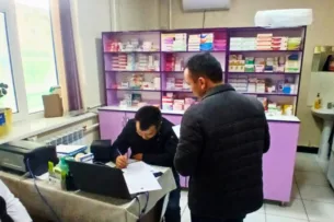 В Оше налоговики выявили партию незаконных лекарств В Оше налоговики выявили партию незаконных лекарств