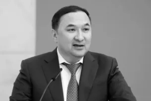 Экс-советник Токаева убит во время драки в Астане Экс-советник Токаева убит во время драки в Астане