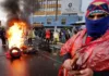 Протестующие напали на президентский кортеж в Эквадоре
