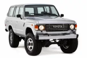 Toyota вернула к жизни классический Land Cruiser FJ60 Toyota вернула к жизни классический Land Cruiser FJ60
