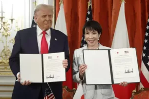 США и Япония договорились развивать «новый золотой век» союза двух стран США и Япония договорились развивать «новый золотой век» союза двух стран