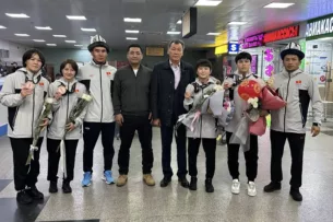 Юные борцы Кыргызстана вернулись с III Азиатских юношеских игр