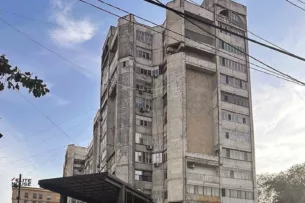 Бишкек: Незаконное строительство по адресу ул. Абдрахманова, 176 приостановлено