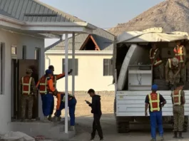 В Баткенской области началось переселение жителей приграничного села Достук