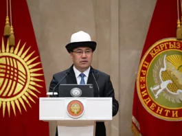 Садыр Жапаров: «Кыргызстан сегодня особенно нуждается в молодежи, обладающей глубокими знаниями»