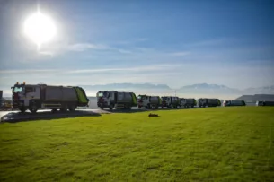 В Бишкеке в пилотном режиме началась поставка ТБО на новый мусороперерабатывающий завод В Бишкеке в пилотном режиме началась поставка ТБО на новый мусороперерабатывающий завод