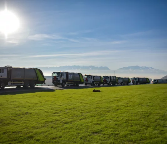 В Бишкеке в пилотном режиме началась поставка ТБО на новый мусороперерабатывающий завод