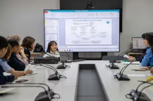 Налоговики Кыргызстана обучают швейников и текстильщиков работе с электронными налоговыми услугами Налоговики Кыргызстана обучают швейников и текстильщиков работе с электронными налоговыми услугами