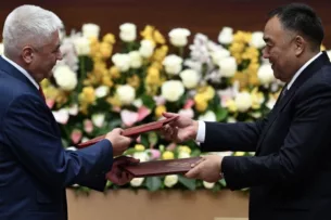 В Бишкеке министры внутренних дел Кыргызстана и России обсудили вопросы сотрудничества