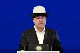 Садыр Жапаров открыл в Бишкеке арену «Жаштык» после капитальной реконструкции