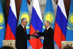 Зачем Токаев ездил в Москву?