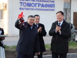 Ташиев передал Наццентру охраны материнства и детства служебные автомобили