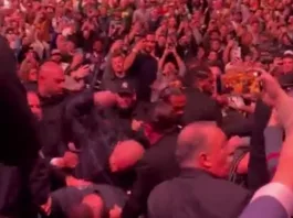 Мэр Нью-Йорка обещает наказать команду Ислама Махачева за потасовку на UFC 322