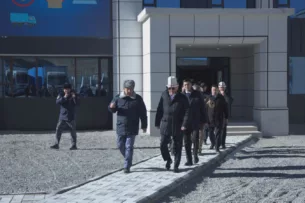 Адылбек Касымалиев ознакомился с работой КПП «Торугарт» и нового угольного разреза Адылбек Касымалиев ознакомился с работой КПП «Торугарт» и нового угольного разреза