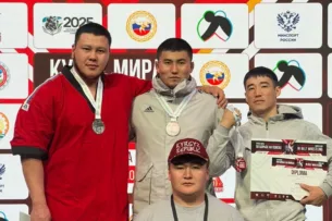 Кыргызстанские спортсмены завоевали призовые места на Кубке мира по борьбе на поясах