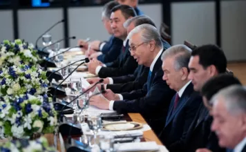 The New York Times: Сближаясь с Трампом, лидеры бывших советских республик Центральной Азии ограничивают свою зависимость от Москвы и Пекина The New York Times: Сближаясь с Трампом, лидеры бывших советских республик Центральной Азии ограничивают свою зависимость от Москвы и Пекина